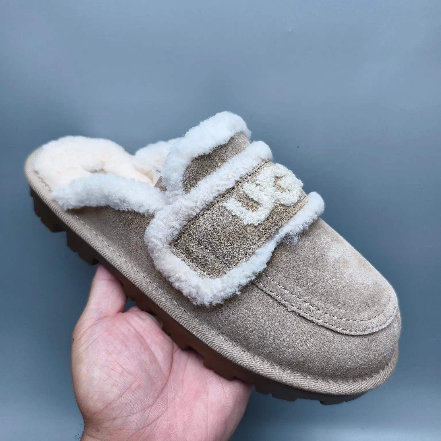 💰440 UGG sheepskin all-in-one snow boots 1206 curly large LOGO casual fur mop Color: maroon sand antelope brown Size: 35-40